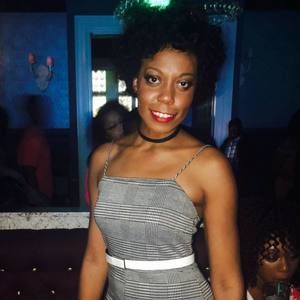 Meet your Posher, Bee